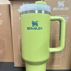 Stanley 40oz Flowsate Tumbler in Lime Green